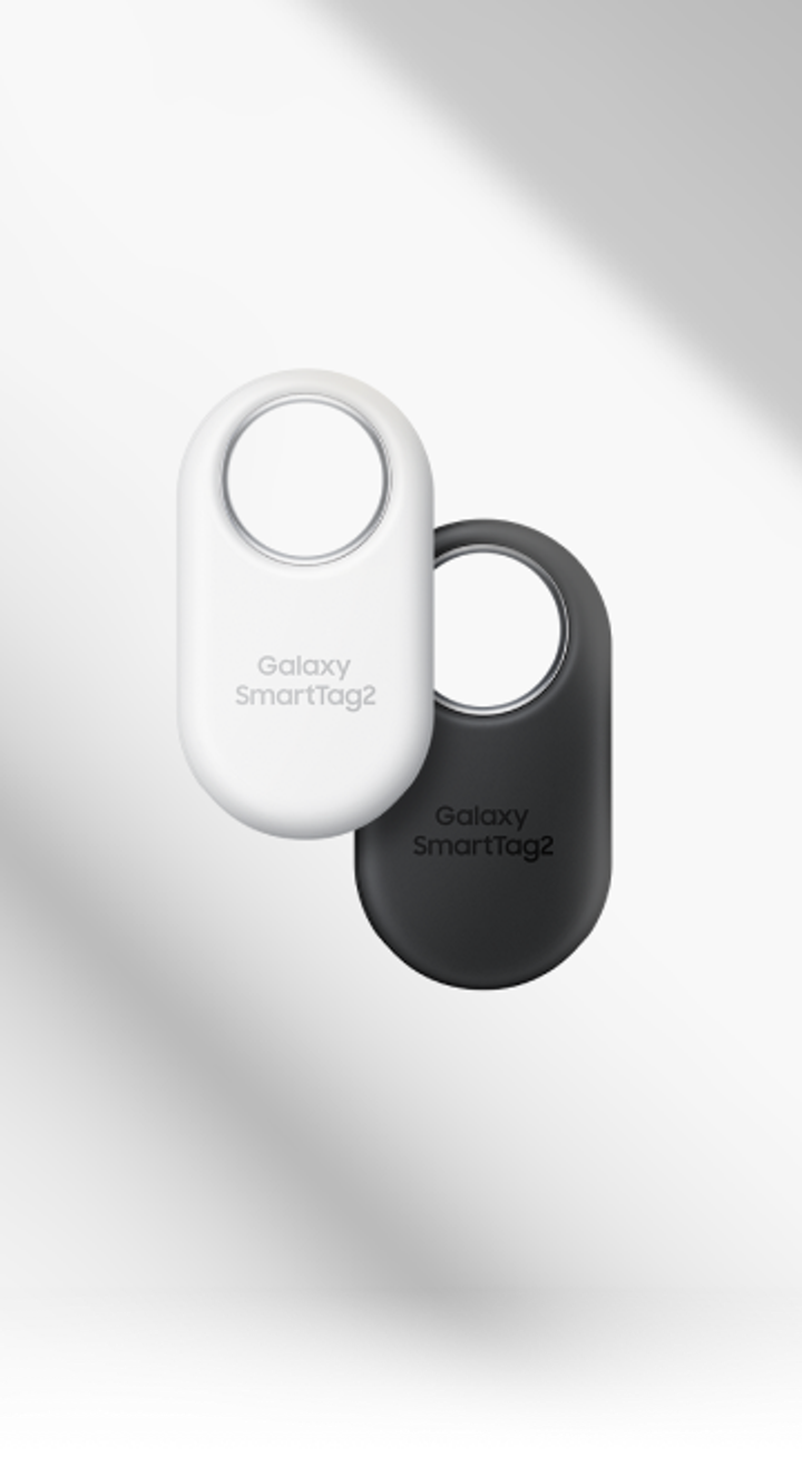 two SmartTags floating on a white and grey gradient background